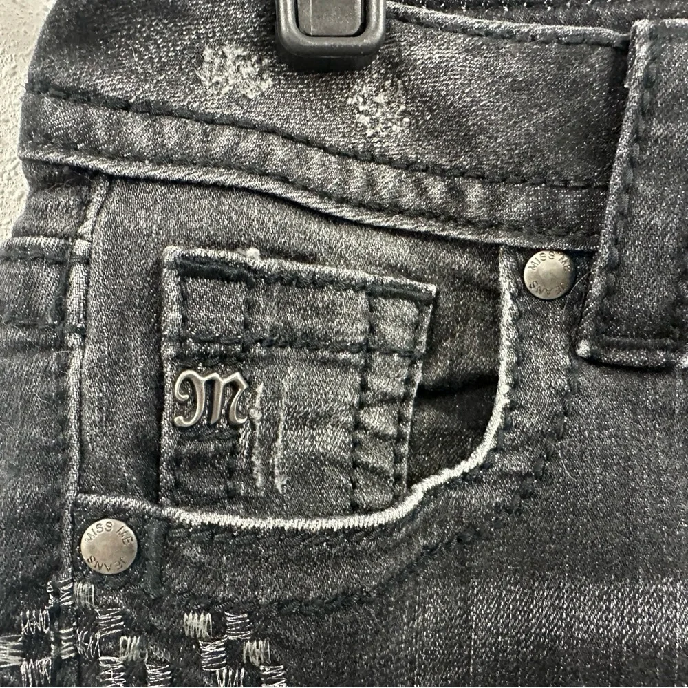 Miss Me Women's Whiskered Black Skinny Jeans Embroidered Side Detail - Picture 6 of 16